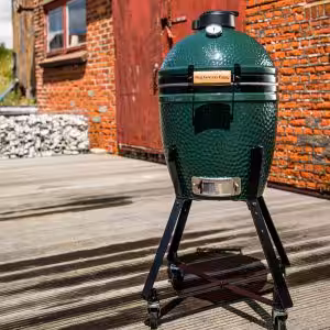 SMALL BIG GREEN EGG BBQ